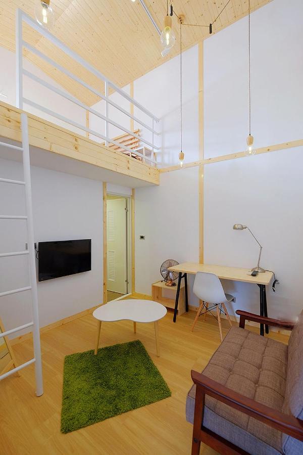 Hinoki Mansion Hostel Tainan Exterior photo