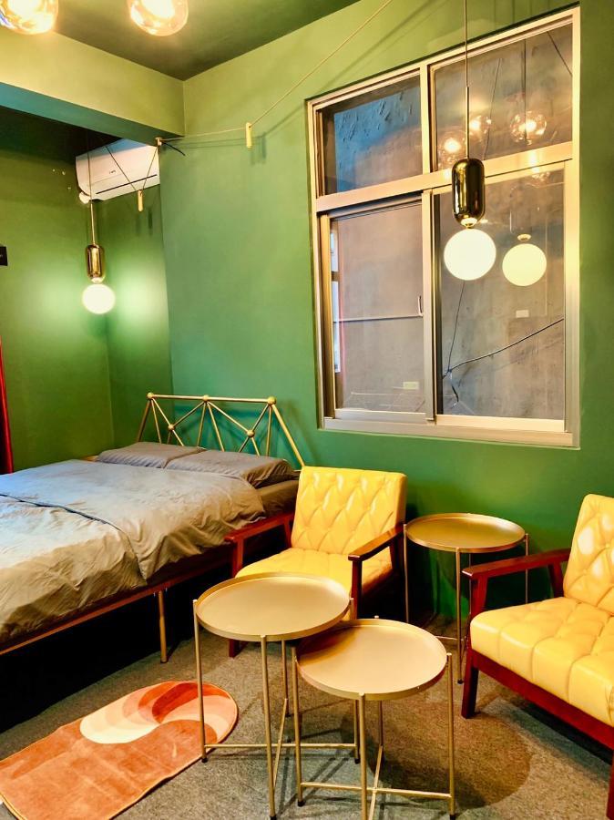 Hinoki Mansion Hostel Tainan Exterior photo